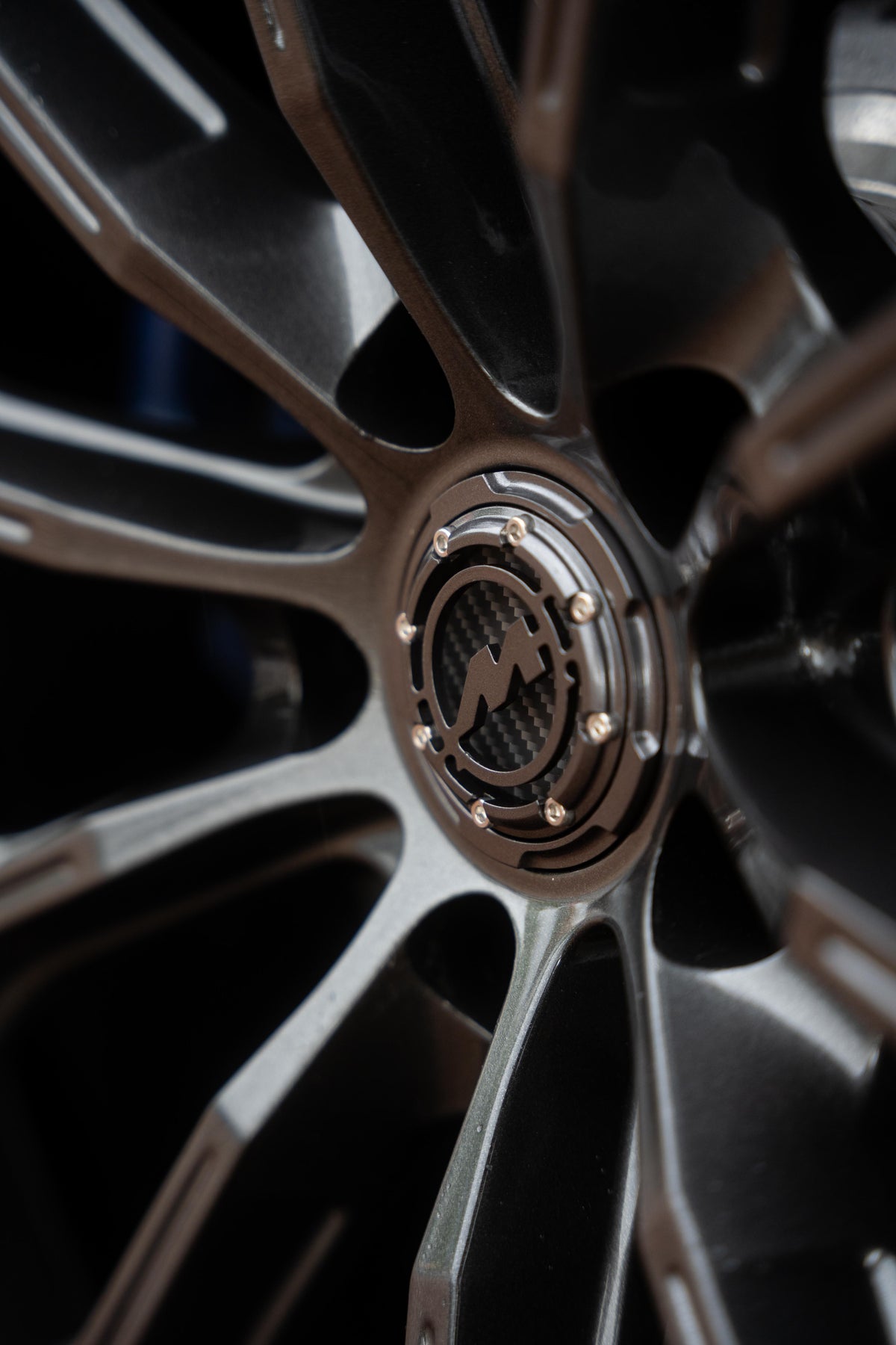 M5 G90 M-WX 21/22" Carbon Grey Motech Wheel