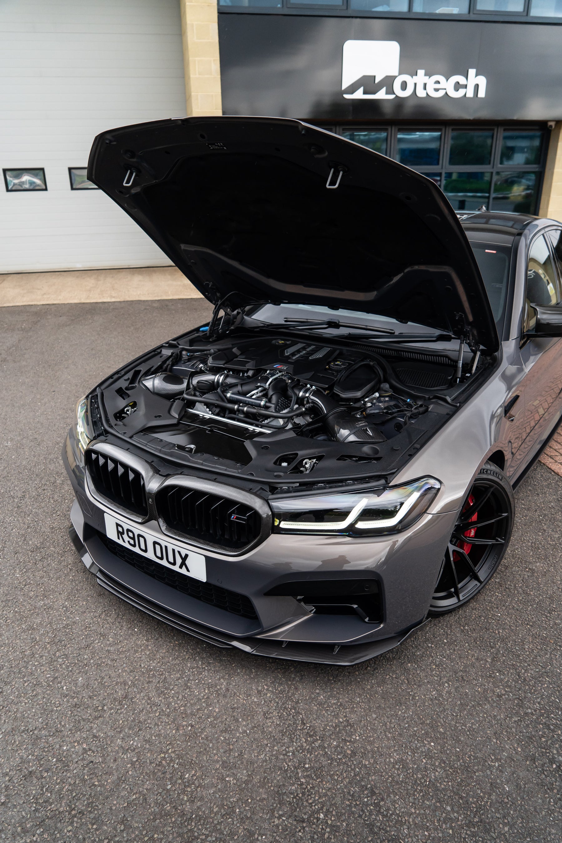 BMW F90 M5 Eventuri Air Intake