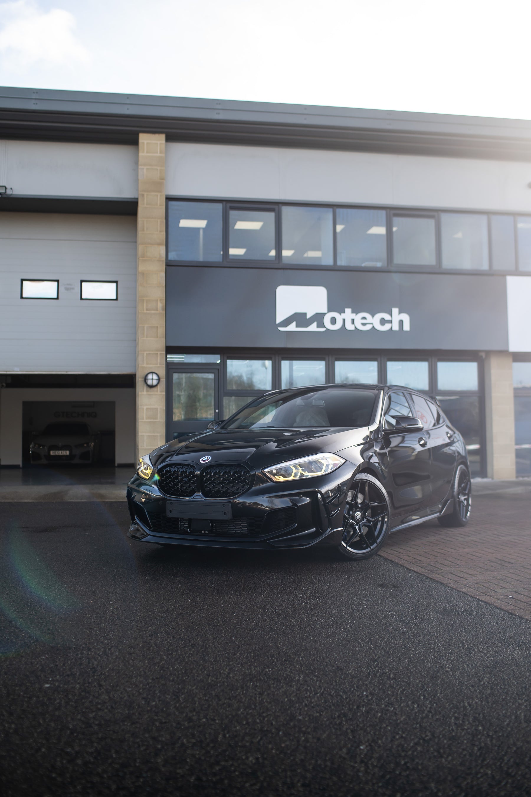 BMW F40 M135i M-W1 19" Gloss Black Wheels