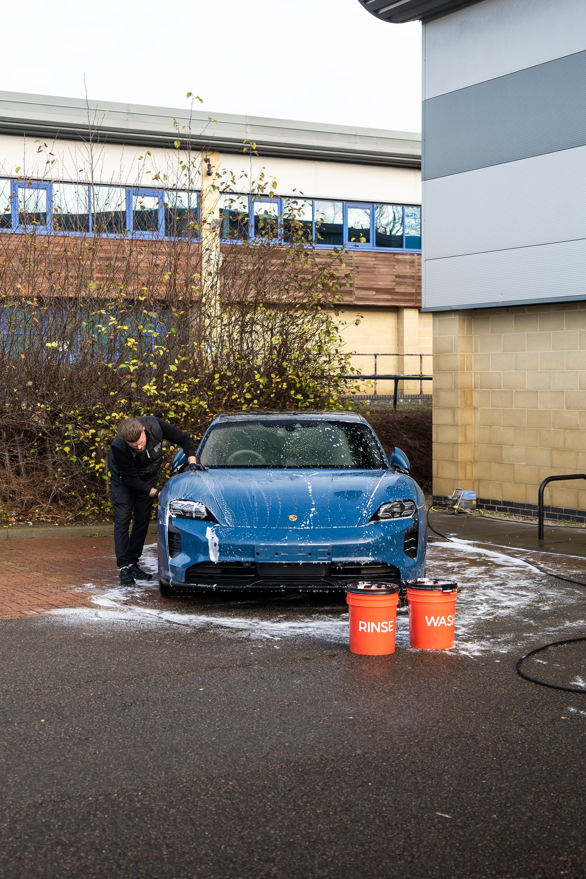 Gtechniq Essential Wash Kit