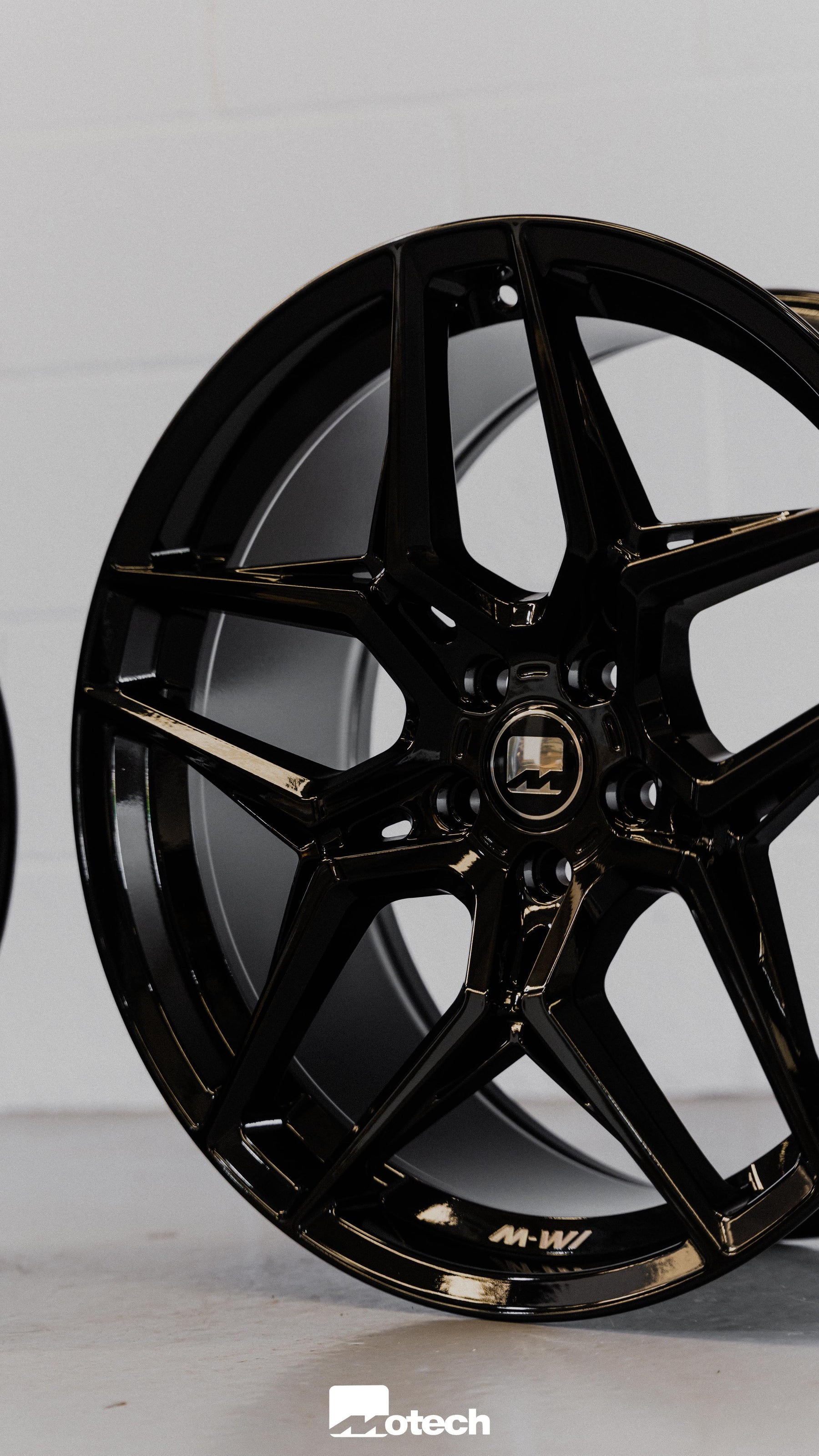 3 series G20/G21 M-W1 20" Gloss Black Motech Wheel