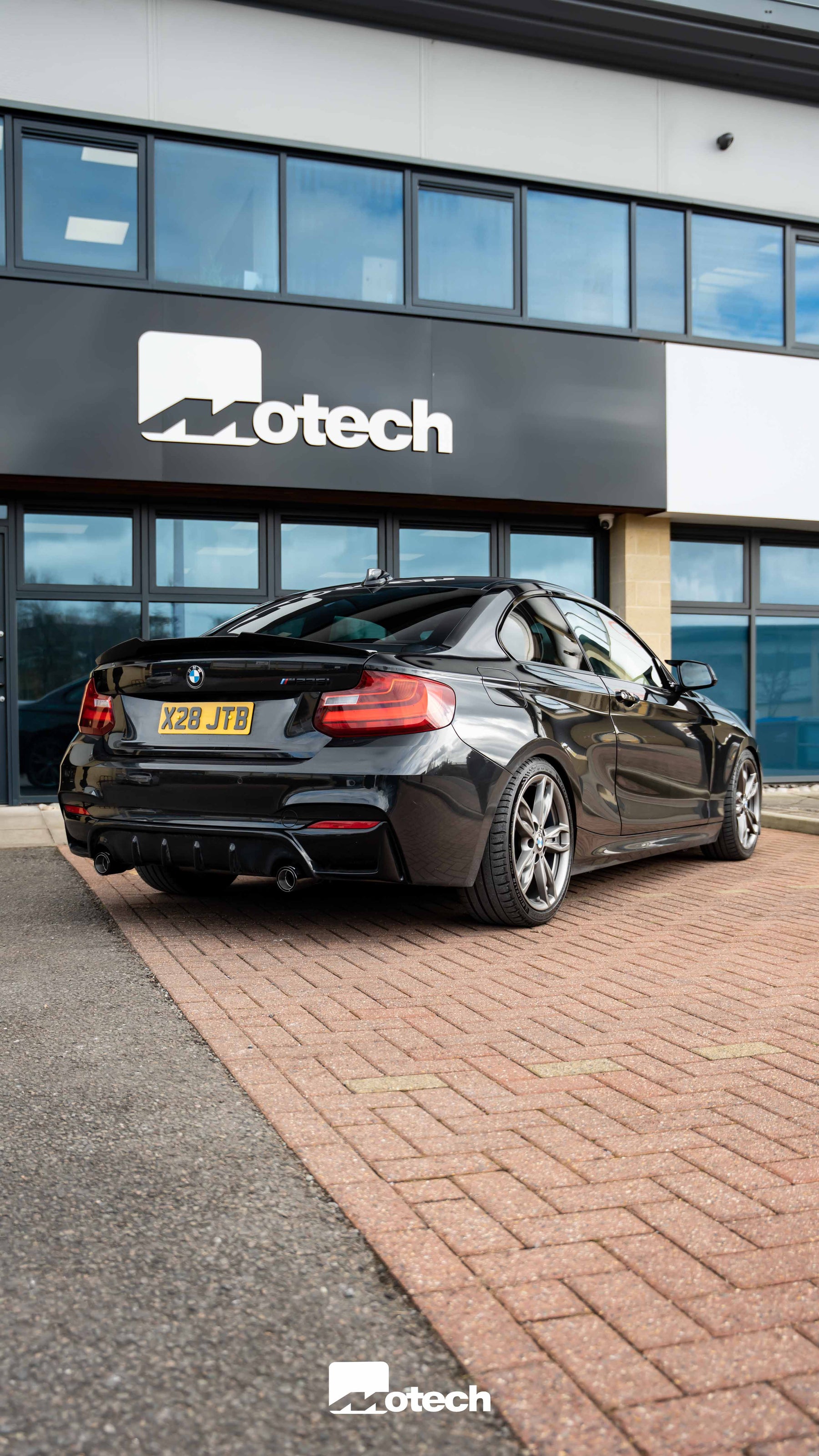 BMW M235i  F22 Remus Exhaust